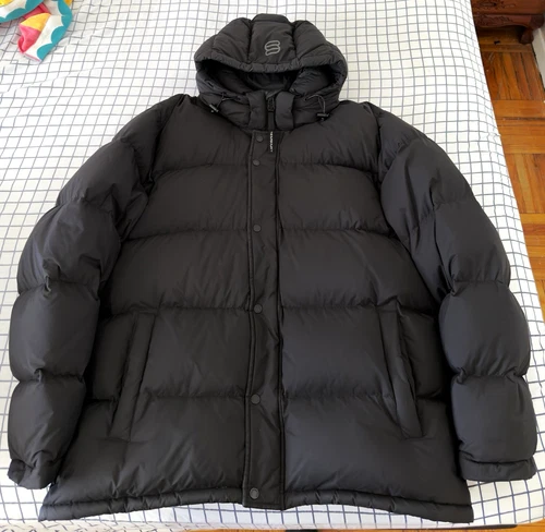 Aritzia The Super Puff Men's 2XL Black Hooded Nylon Puffer Jacket - product listing photo