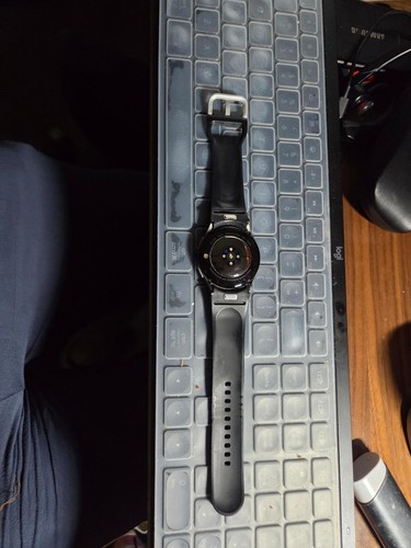 Samsung Galaxy Watch 7 40mm Smartwatch w/ Samsung Charging Stand - Photo 5 sur 9