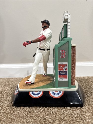 Hawthorne Village David Ortiz '13 Red Sox World Champion Signature Moment Statue - Picture 2 of 9