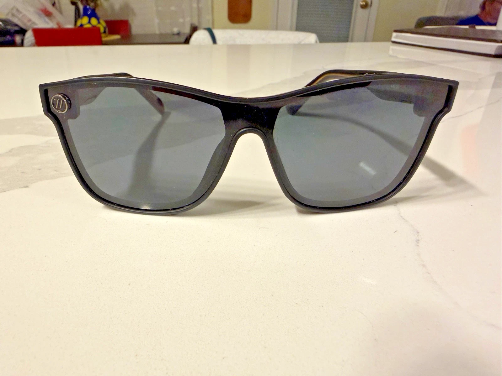 Prime Sunglasses Blenders Polarized Cat 3 Deon Sanders, GUC