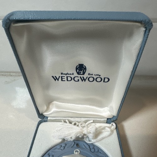 Vintage Annual WEDGWOOD Jasperware LANTERN CANDLE Ornament with Box Blue & White - Picture 2 of 5