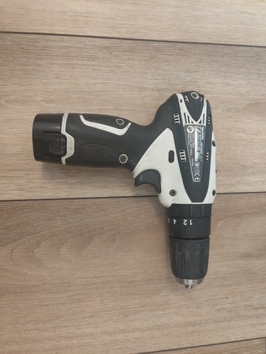 Makita 10.8V Drill and Impact Driver Set - Picture 5 of 5