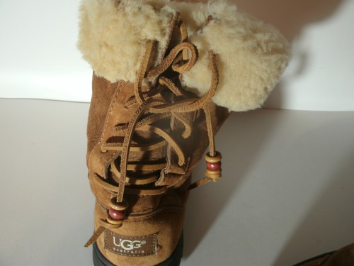 UGG Australia Lammfell Winterstiefel Größe 8 kuschelig hinten geschnürt - Bild 9 von 10