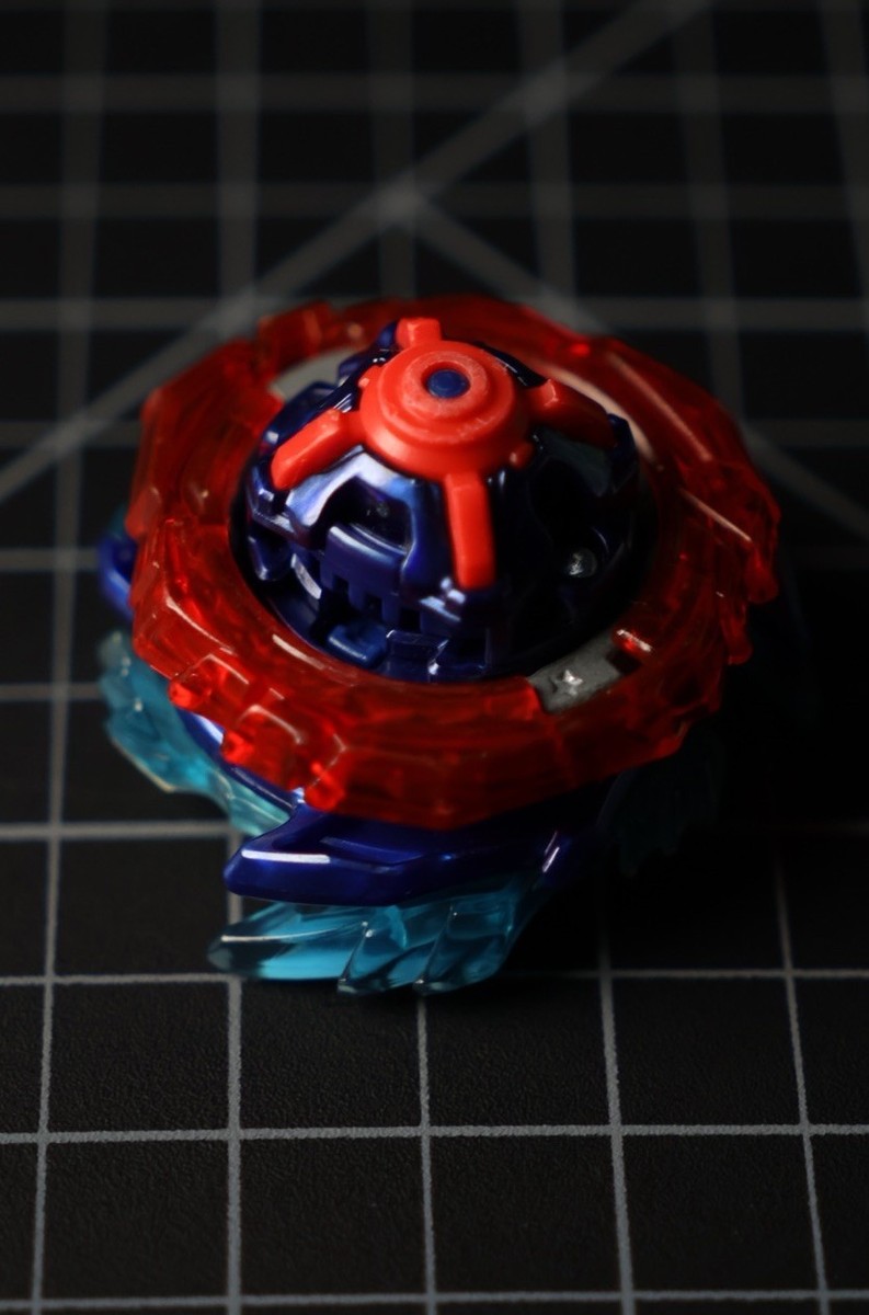 Strike God Valkyrie 6 Vortex Ultimate Reboot Beyblade Burst