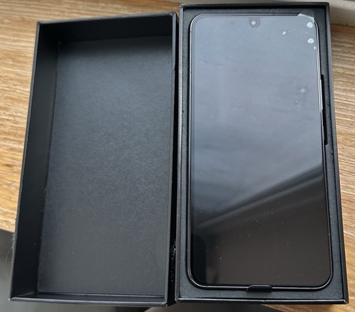 Samsung Galaxy S22 128GB Phantom Black BRAND NEW Open Box - Picture 7 of 16