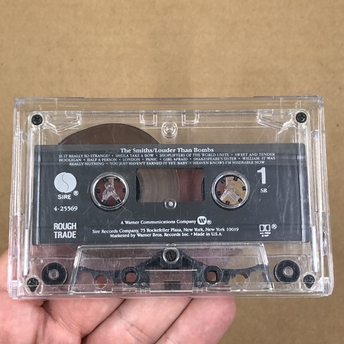 THE SMITHS Cassette Tape Rock Indie LOUDER THAN BOMBS COMPILATION HAND IN GLOVE - Picture 3 of 5