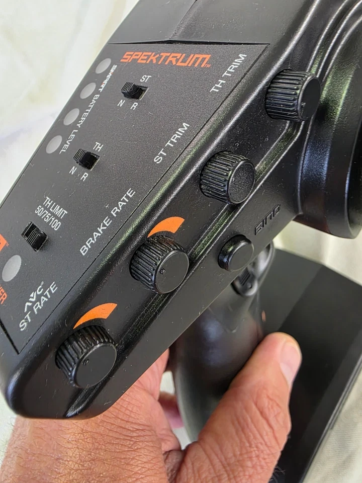 Spektrum DX3 Smart DSMR AVC 3-Ch. RC-Car Sender/Funke 2,4GHz (S3) - Bild 4 von 4