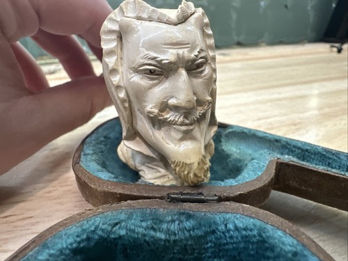 Busto masculino turco de espuma de mar con pipa para fumar tabaco de plumas - Imagen 5 de 8