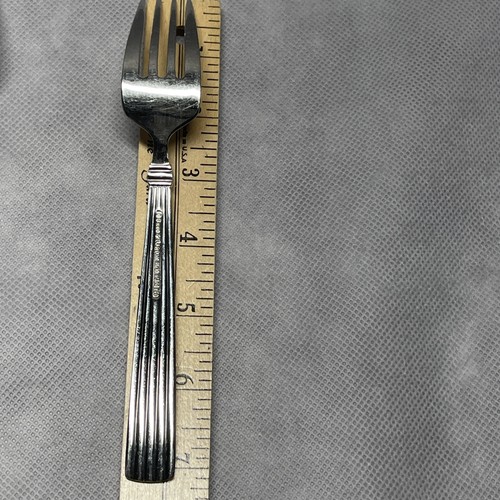 4 Forchette per insalata Reed and Barton inox CRESCENDO II 7 1/8" - Foto 4 di 5