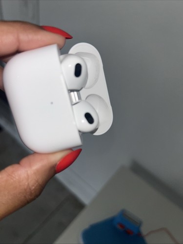 Apple AirPods 3rd Generation Wireless In-Ear Headset - White - Photo 2 sur 9