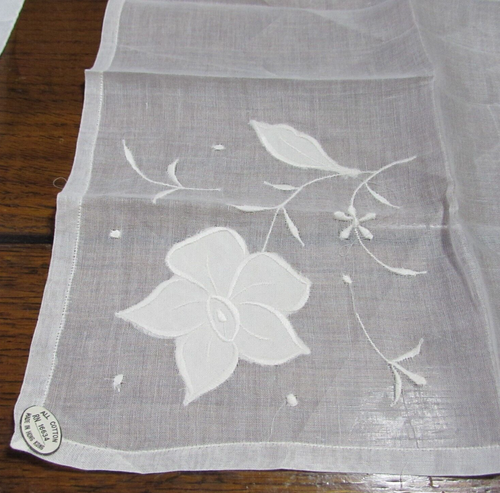 Lot 50/60s Floral Applique Embroidered Hankies Handkerchiefs. New/Used Cotton - Picture 2 of 14