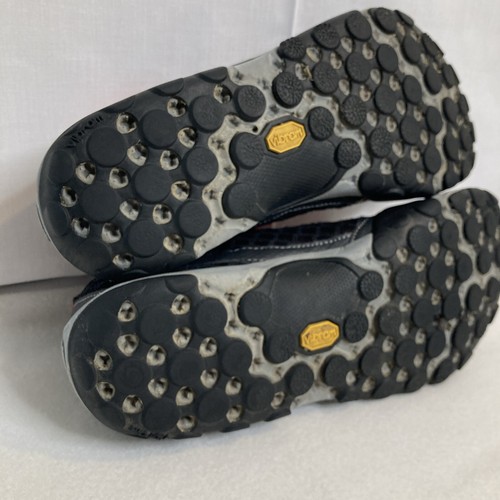 New Balance Men Size 8 Minimus MT20GR Vibram Low Black Red Barefoot Hiking Shoes - Picture 9 of 12