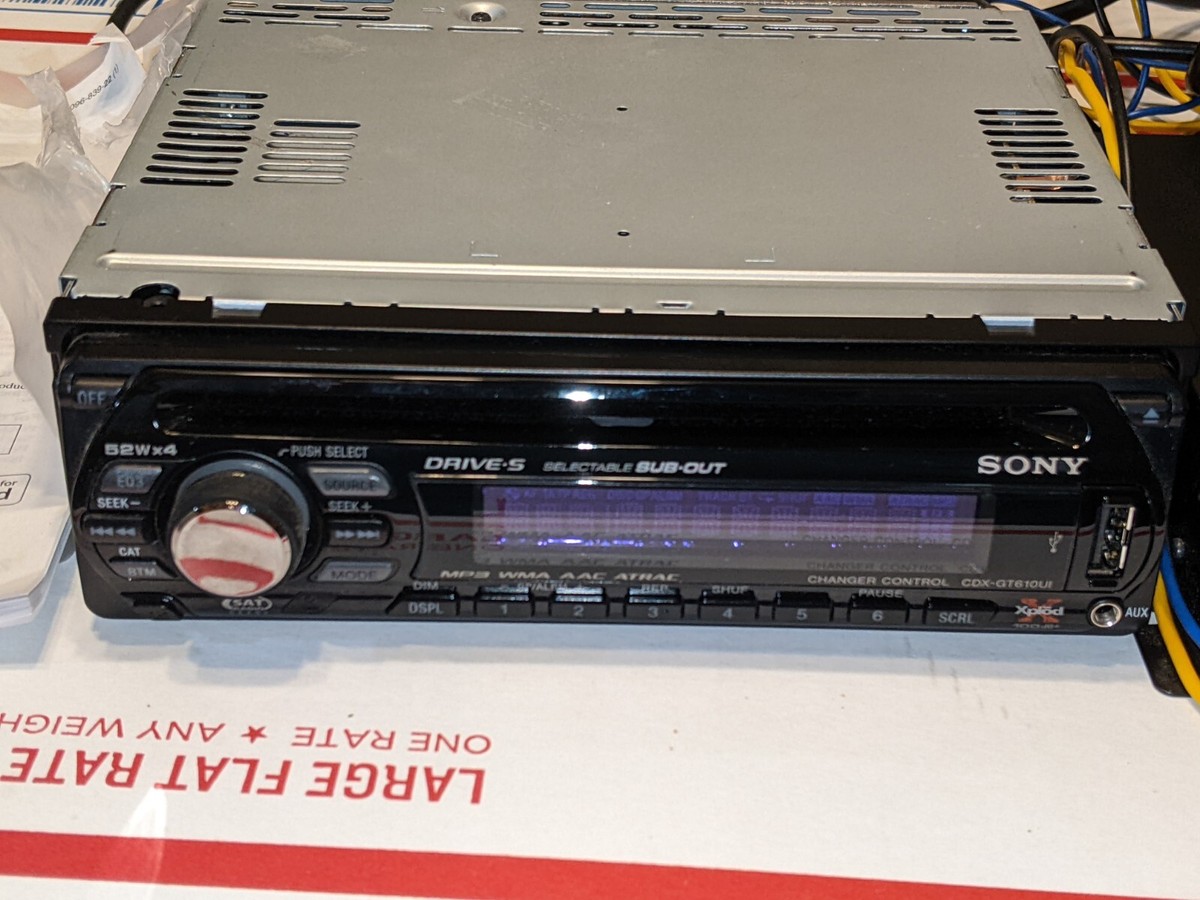 【貴重特値4】Sony car CD player Sony CDX-L300 FM/AM Compact Disc CD Player Car Stereo - Unit