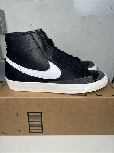 Herren Nike Blazer Mid 77 Vintage Schwarz/Segelschuhe, Größe 9 (BQ6806-002)