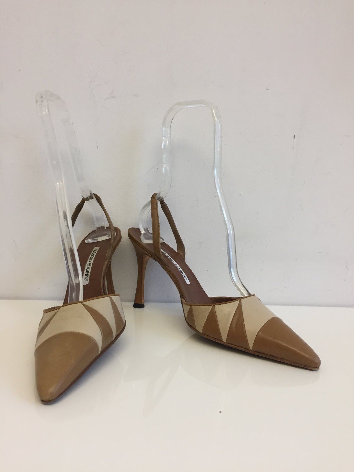 Donna Manolo Blahnik Sling Back , Pointy Toed Tan Pump 40 695 negozio a basso costo Donna Manolo Blahnik Sling Back , Pointy Toed Toed Toed Tan Pump 40 695 presa
