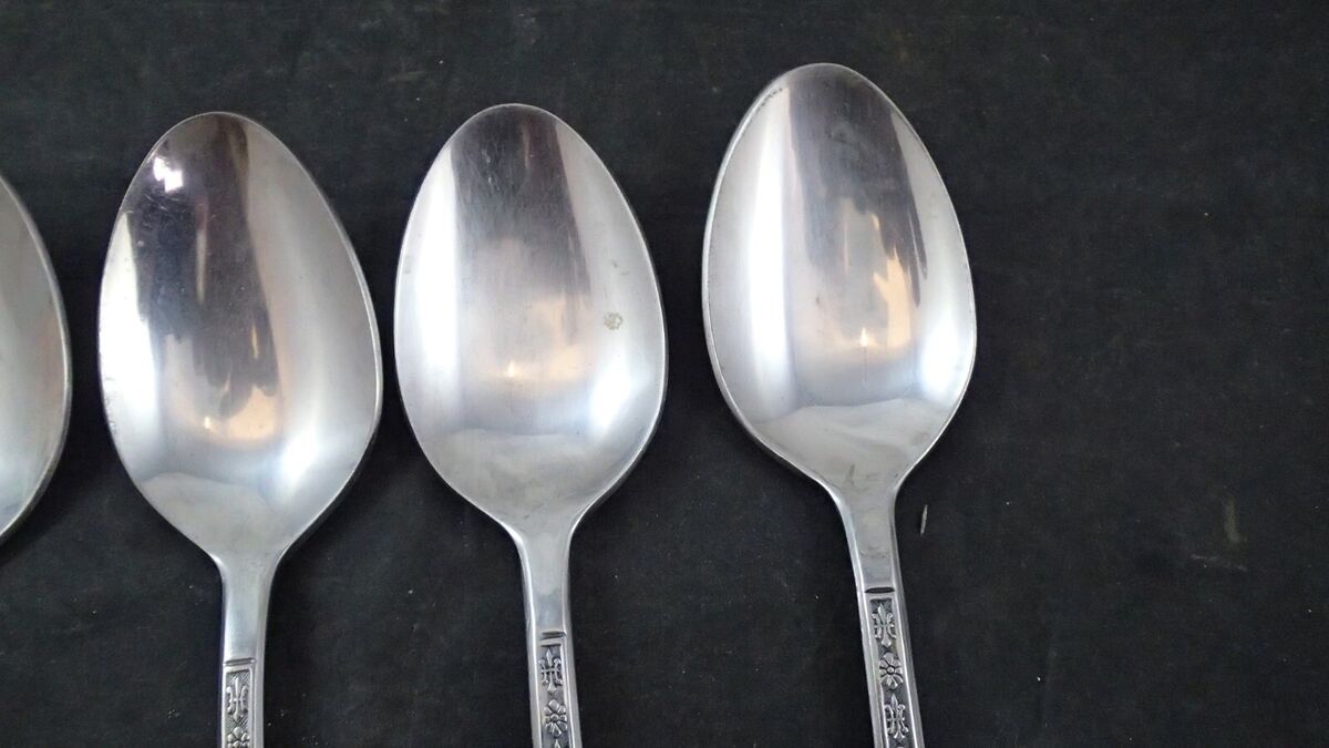 Set of 3 Interpur Stainless Flatware Japan FLORENZ 8 Petal Set of 3 Interpur Stainless Flatware Japan FLORENZ 8 Petal