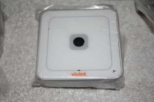 Vivint IP Video Camera ADC-V510 dec20 #C - Picture 3 of 5