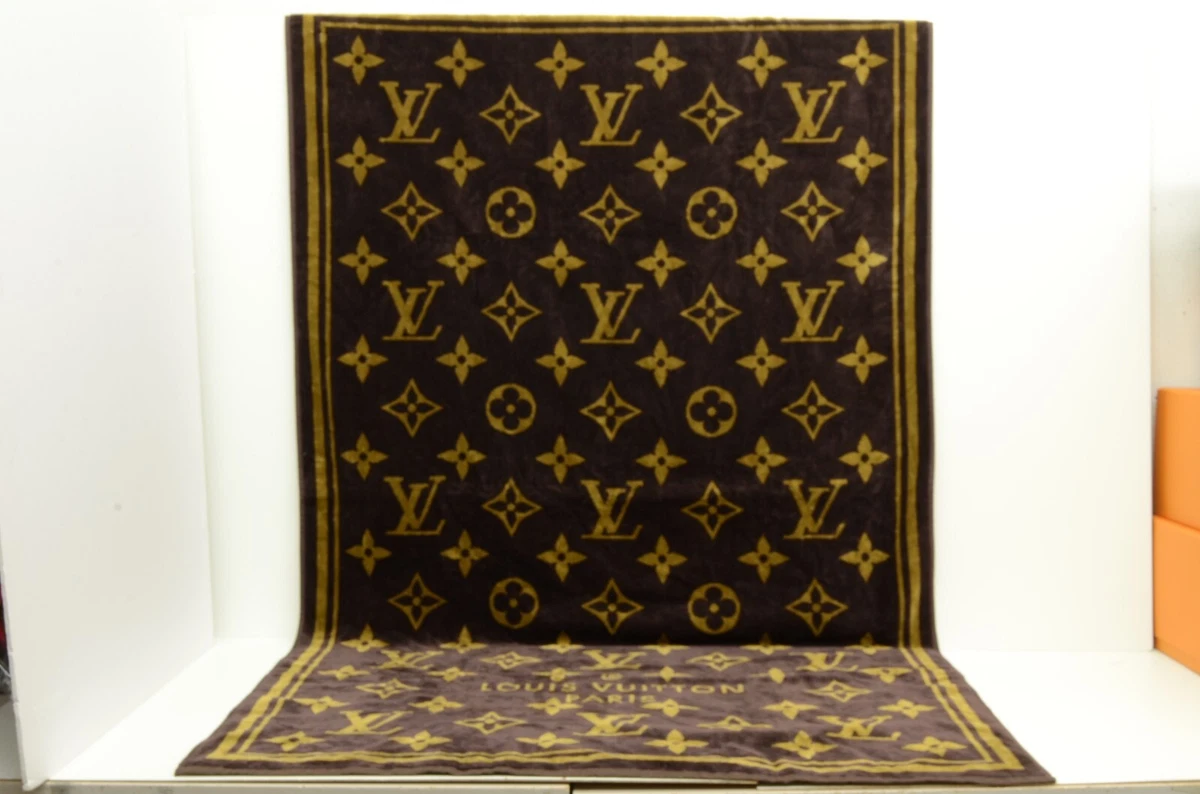 lv beach towel