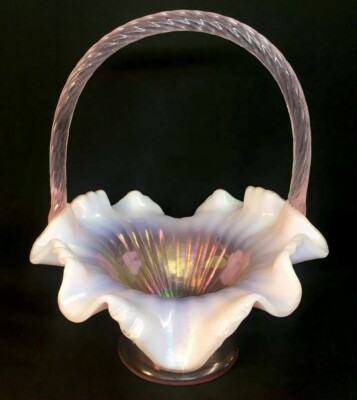 花瓶・フラワースタンド 231 Vintage Fenton Pastel Milk glass Fenton Pastel Pink Fenton Milk Glass Hobnail Trumpet Vase