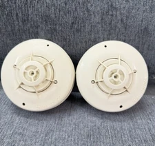 HOCHIKI DCD-AE3M HEAT DETECTOR WITH CONVENTIONAL BASE YBN-R/6M (LOT OF 2)
