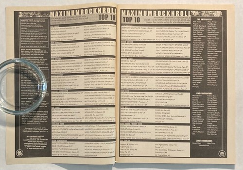 MAXIMUM ROCKNROLL Magazine #217 MRR 2001 Joey Ramone, Tear It Up, Punk - Picture 3 of 5