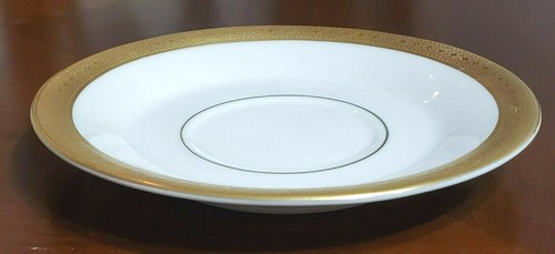 Syracuse Old ivory BRACELET Pattern Saucers Gold Encrusted 5 3/4" - Picture 3 of 5