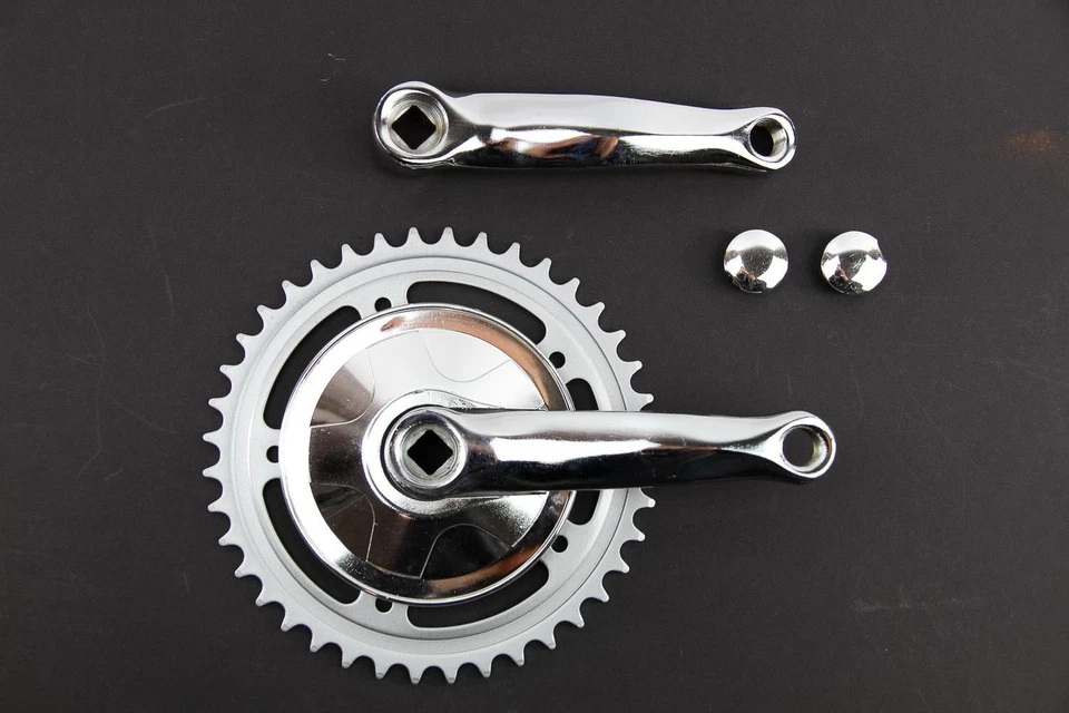 NICHT ANGEGEBEN Kurbel Garnitur 1 fach Single Speed 40 Zähne 127mm Armlänge Klapp Jugend Fahrrad