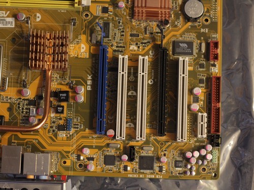 Scheda madre Asus Stack Cool 2 P5K Deluxe. CPU sconosciuta. Buone condizioni. - Foto 14 di 17