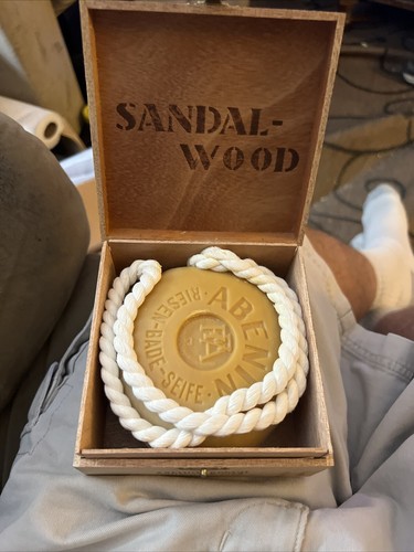 Giant 1lb Vintage Abenin Berlin Sandlewood Soap On Rope Made in Berlin Germany N - Picture 2 of 5