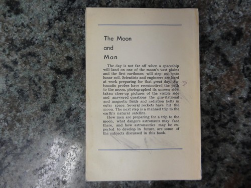 The Moon and Man M. Rebrov, G. Khozin Peace Publishers Moscow - Foto 2 di 11