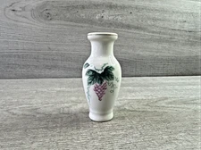 Vintage 4” Miniature Bud Vase With Grapes Made In China