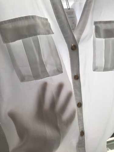 White Short Cap Sleeve Button Down Top Blouse Women's Large Semi-Sheer & Pockets - Picture 13 of 16
