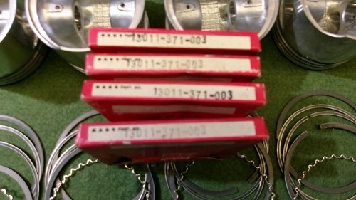 JUEGO DE PISTONES Y ANILLOS HONDA GL1000 GOLDWING NOS STD 13101-371-000 13011-371-003 - Imagen 10 de 10