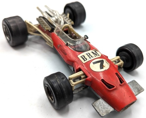 VINTAGE POLITOYS F7 BRITISH RACING CAR F1 1:32 RED DIE-CAST BRM 136 TOY JOUET - Picture 5 of 11