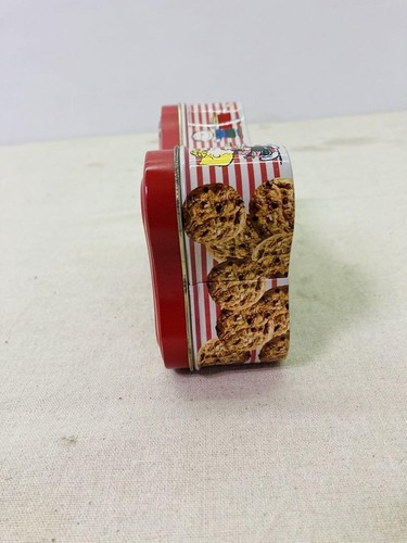 Snoopy Charlie Brown DETERMINED Soft Vinyl Candy Empty Can - Picture 13 of 19