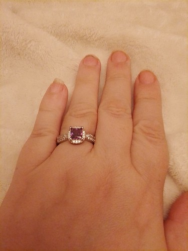 Beautiful Silver Coloured Metal Ring+Purple Princess Cut+Crystals Adjustable - Picture 4 of 4