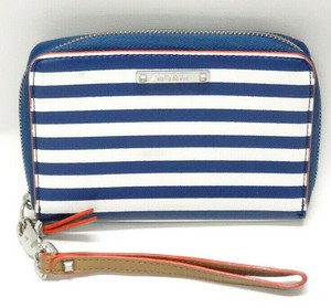 stella and dot wristlet
