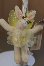 Russ Flutter Bunnies /& Friends Lamb w//yellow umbrella Ornament//Decoration