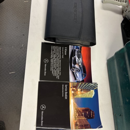 2014 Mercedes Benz Coupe E-Class Hybrid Owner's Manual User's Guide - Picture 6 of 7