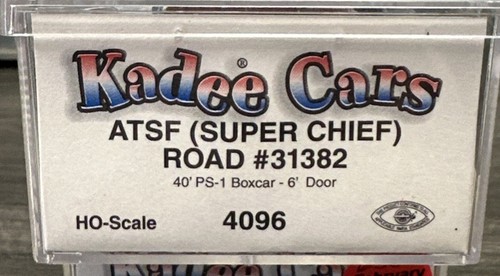 Kadee Cars HO Scale #4096 40’ PS-1 Boxcar 6’ Door AT&SF 31382 NIB - Picture 1 of 3