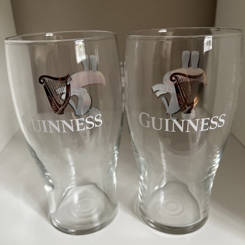 GUINNESS 2 x Premier League Toucan Pint Glasses & 10 Guinness Beer Mats - New - Picture 9 of 9