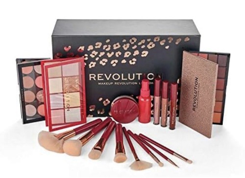 Revolution make up revolution london Gift set bnib - Picture 1 of 2