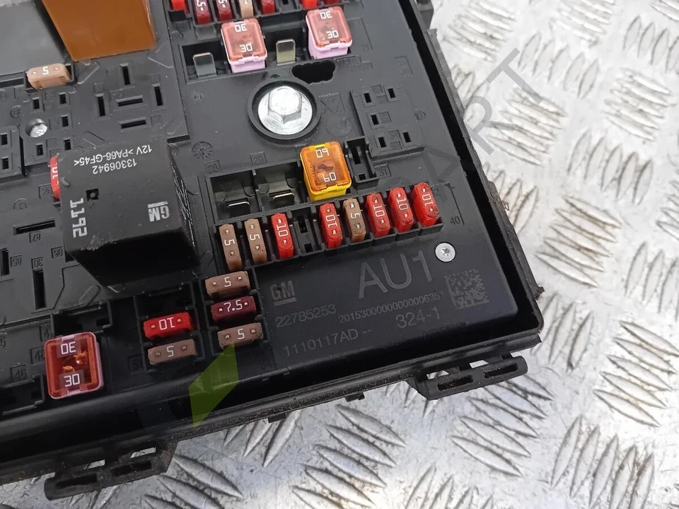 2012-2024 VAUXHALL AMPERA Fuse Box 22785253 - Image 3 of 4