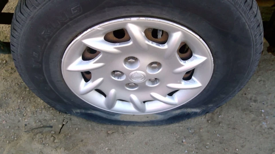 Tapacubos Chrysler Voyager 2001 2002 cubierta de rueda OEM 15 Foto 4 de 4