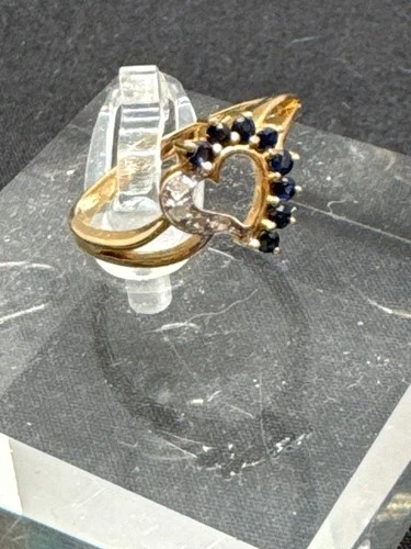 14K Yellow Gold Heart-Shaped Sapphire & Diamond Ring Size 6.5