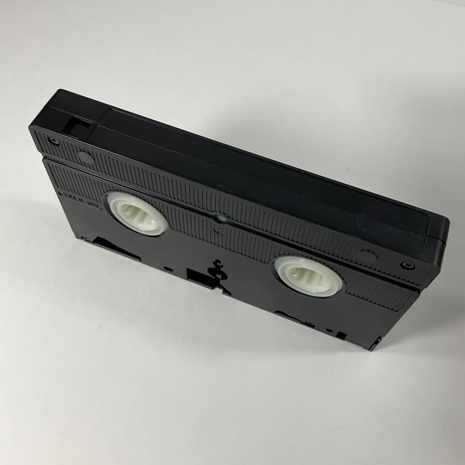 Madonna: Truth or Dare VHS (1991) – Music Documentary 012236902133 - Image 4 of 4