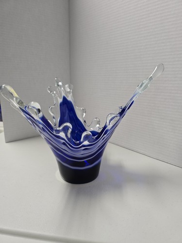 Hand Blown Swung Glass Vase Blue White Swirl Splash Art 8½ in tall - Picture 5 of 12