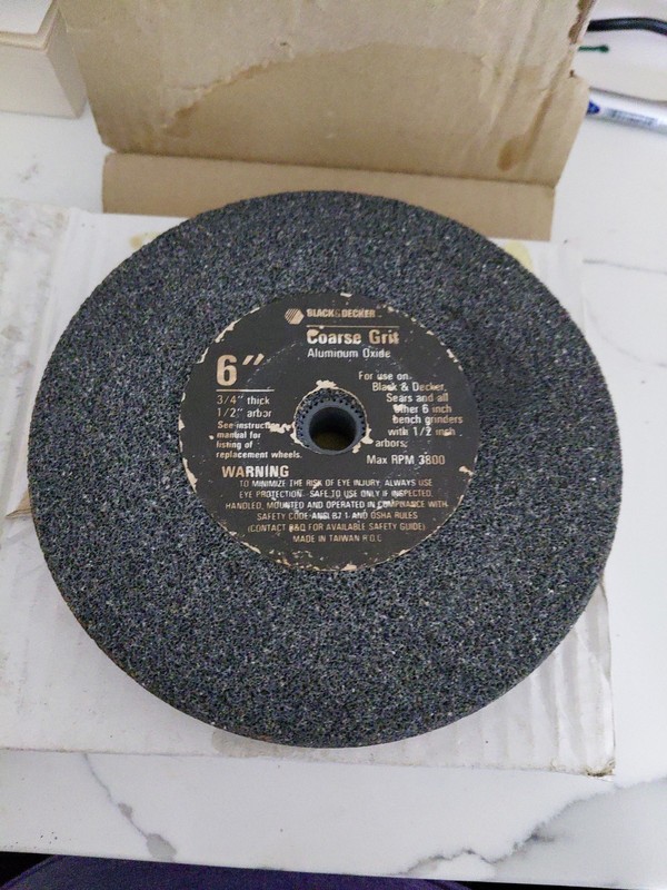 BLACK & DECKER 6" Grinding Wheel 3/4" thick Medium Grit Aluminum Oxide