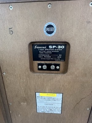 Vintage Pair of 2 Sansui SP-30 Bookshelf Speakers 8 Ohm 20W Wood