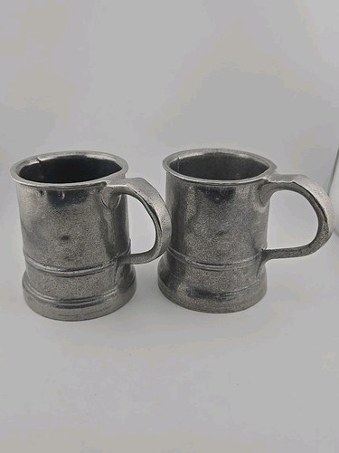 Lote de 3 tazas de peltre vintage: un cuerno Wilton RWP y un par de piedras de taberna sin marca - Imagen 2 de 20